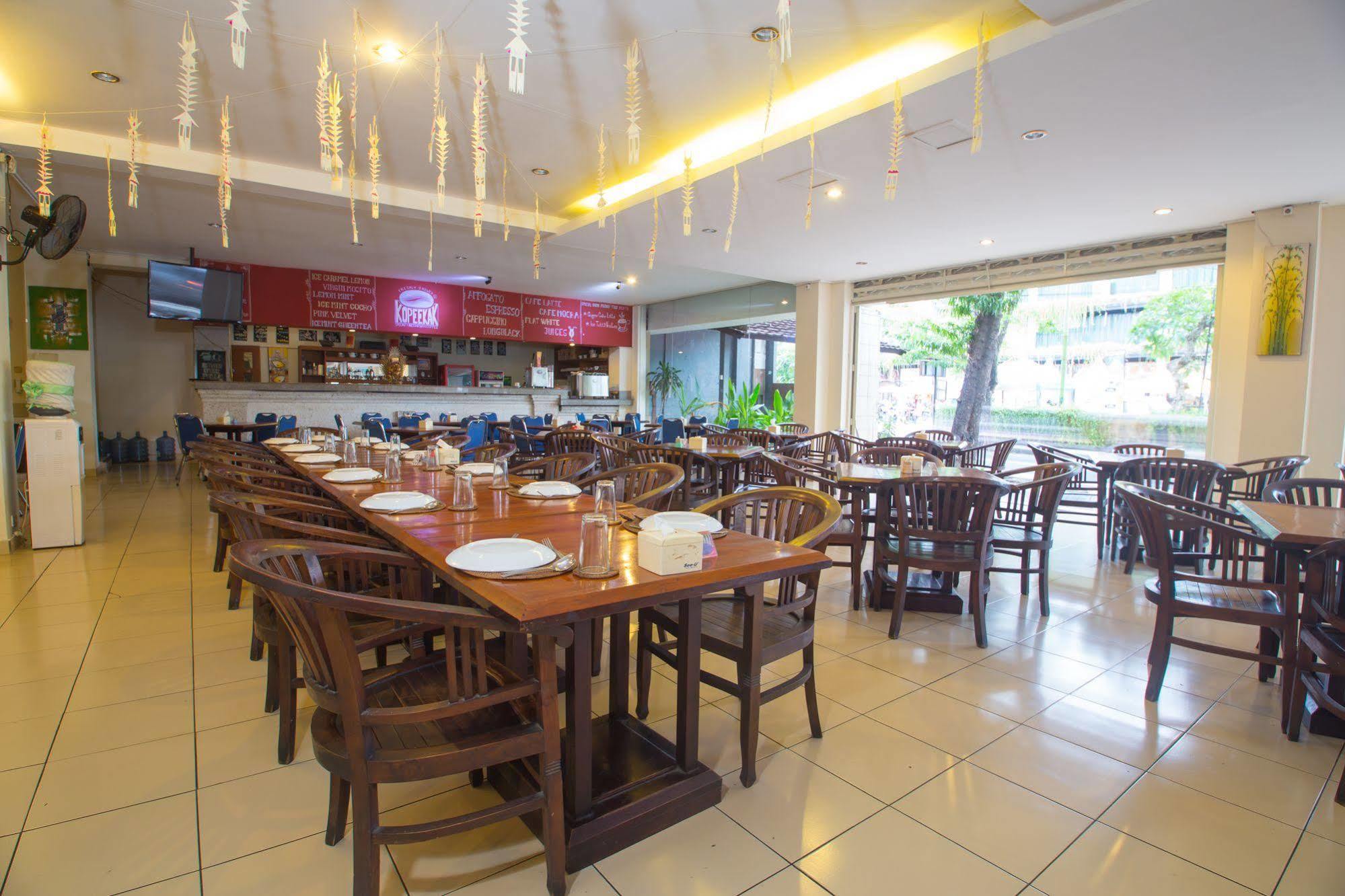 Reddoorz @ Raya Kuta Hotel Kuta  Exterior photo